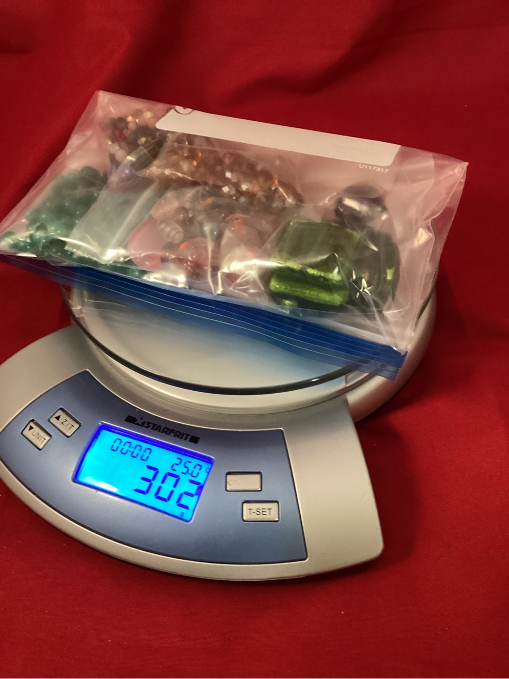 302 grams of Mixed beads for jewelry making